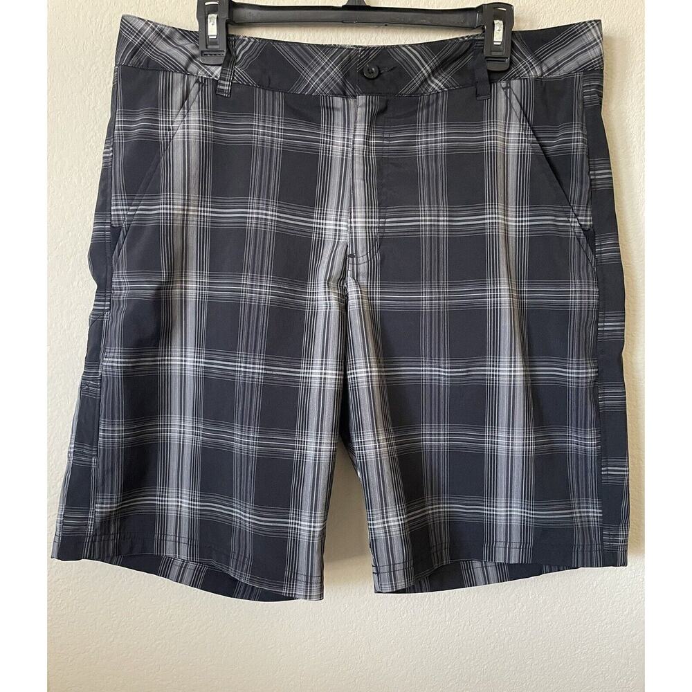 FILA SPORT GOLF Black Plaid Performance Stretch Men’s Shorts Size 36 Inseam 11